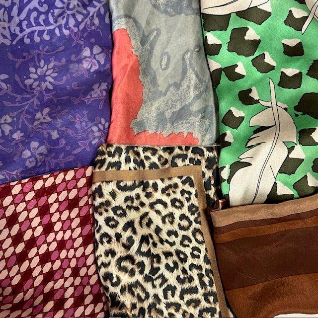 FOULARD RECTANGLE XL JEANINE - Série Léopard